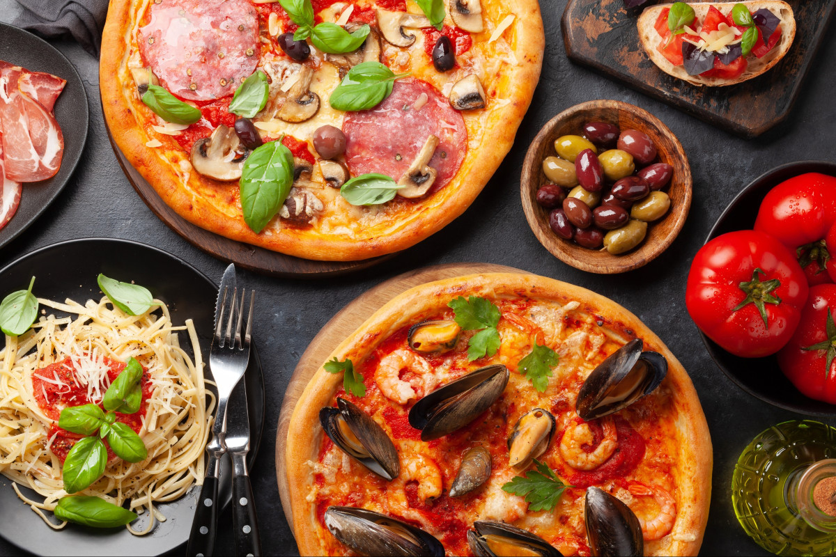 Zapraszamy na fascynujący wykład, który przeniesie Cię w podróż po słonecznej Italii. Kuchnia włoska to znacznie więcej niż pizza i spaghetti - przekonasz się o tym na zajęciach.
